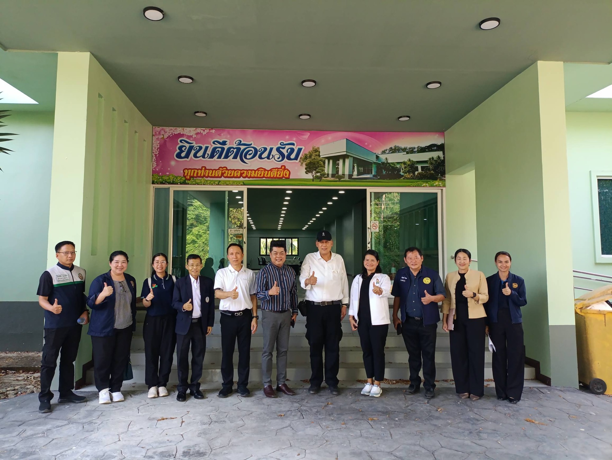 ผู้ว่าฯ สิงห์บุรี ลงพื้นที่ตรวจเยี่ยมศูนย์การเรียนรู้ เตรียมความพร้อม &ldquo;5 โซนอัจฉริยะ&rdquo; ยกระดับคุณภาพชีวิตประชาชน