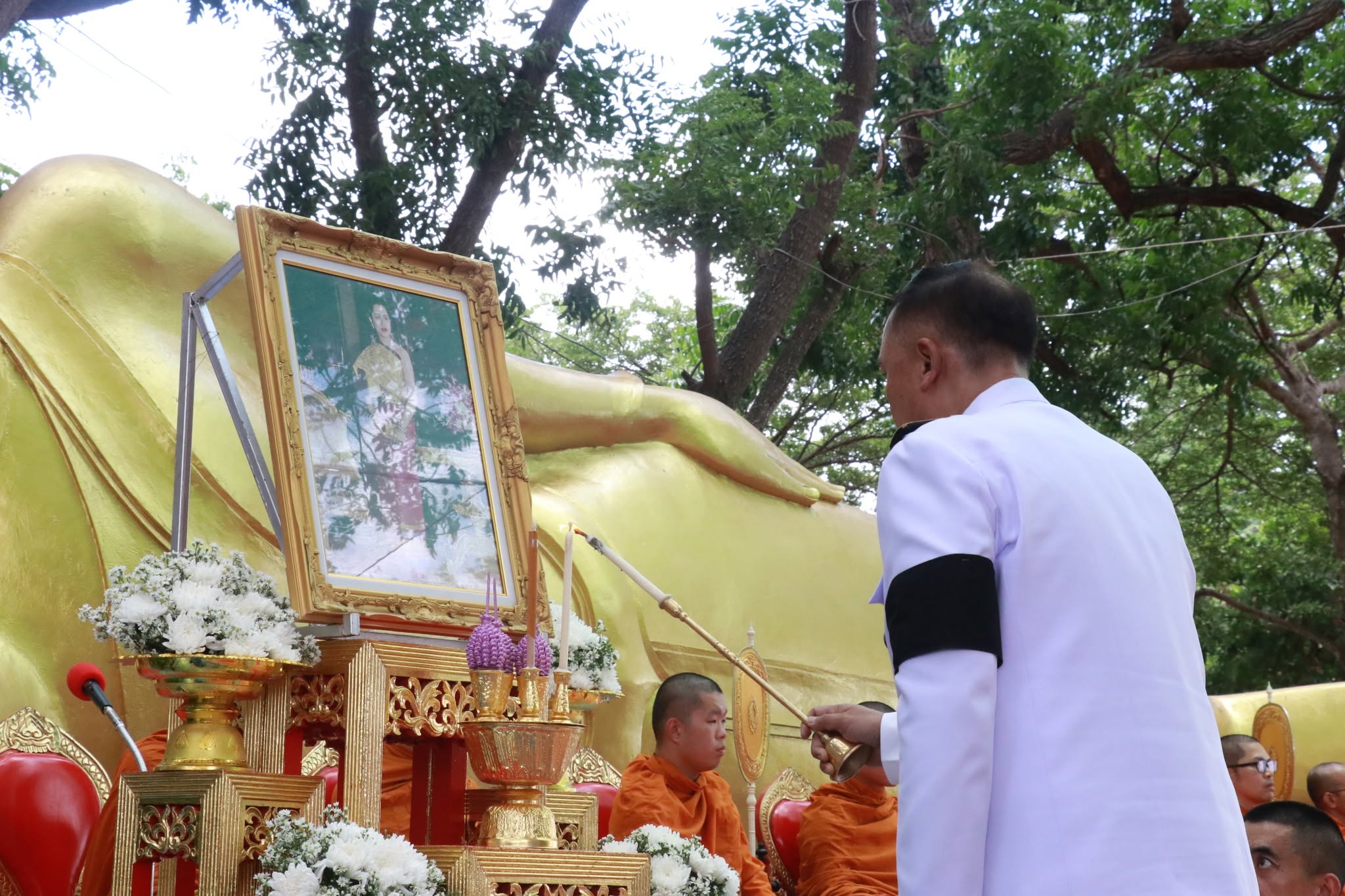 ผู้ว่าฯ สิงห์บุรี นำพสกนิกรทุกหมู่เหล่า ร่วมขับเคลื่อนโครงการพระราชดำริ ธรรมนาวา "วัง" ถวายเป็นพระราชกุศลฯ ณ โรงเรียนสิงหพาหุ ประสานมิตรอุปถัมภ์